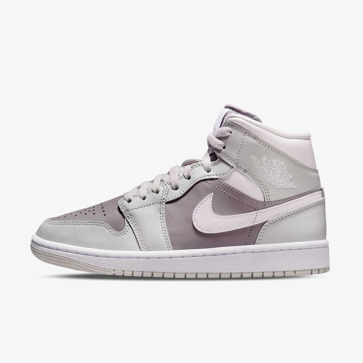 NIKE Pantofi Sport WMNS AIR JORDAN 1 MID 
