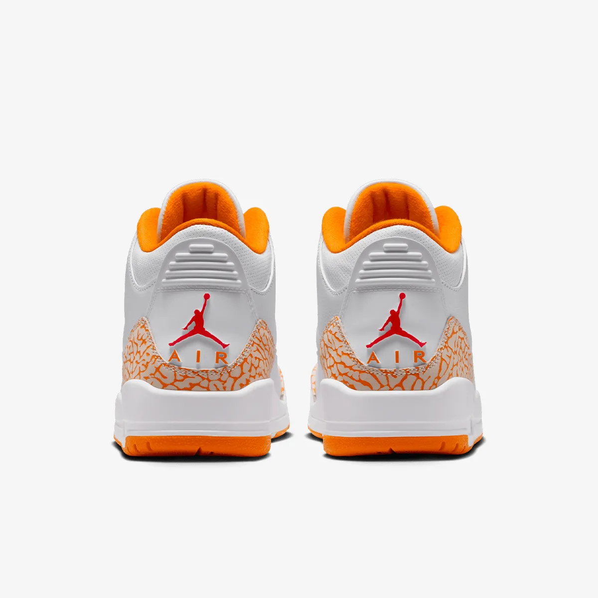 NIKE Pantofi Sport WMNS AIR JORDAN 3 RETRO