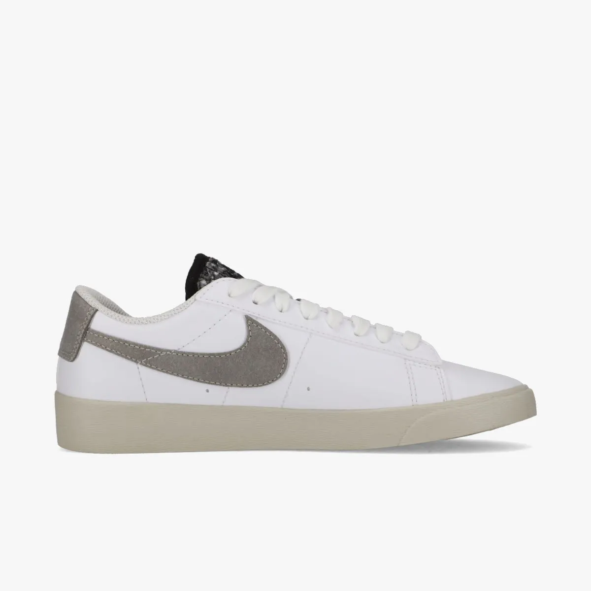 NIKE Pantofi Sport W BLAZER LOW M2Z2