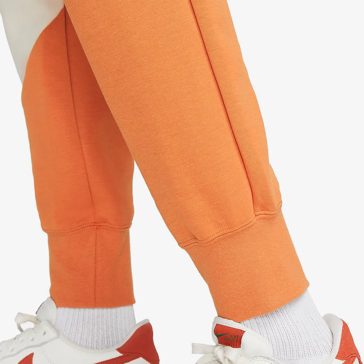 NIKE Pantaloni de trening M NSW SWOOSH TCH FLC PNT 