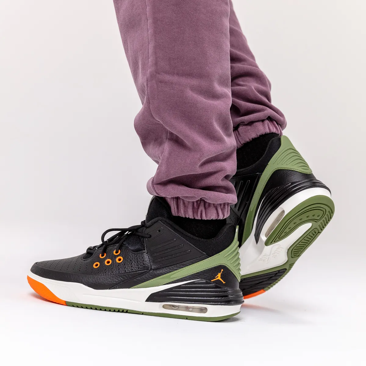 NIKE Pantofi Sport JORDAN MAX AURA 5