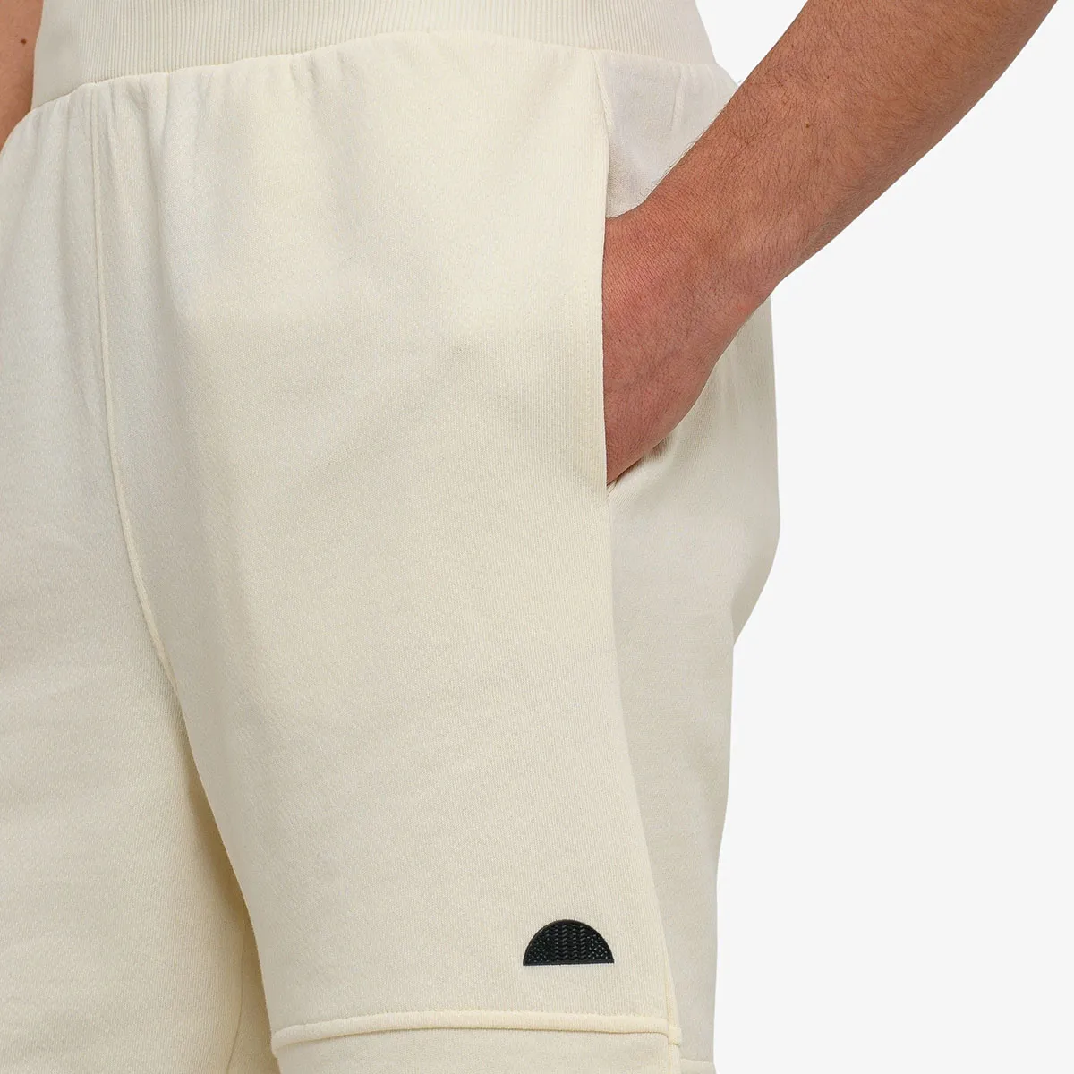 ELLESSE Pantaloni scurti MENS SHORTS 