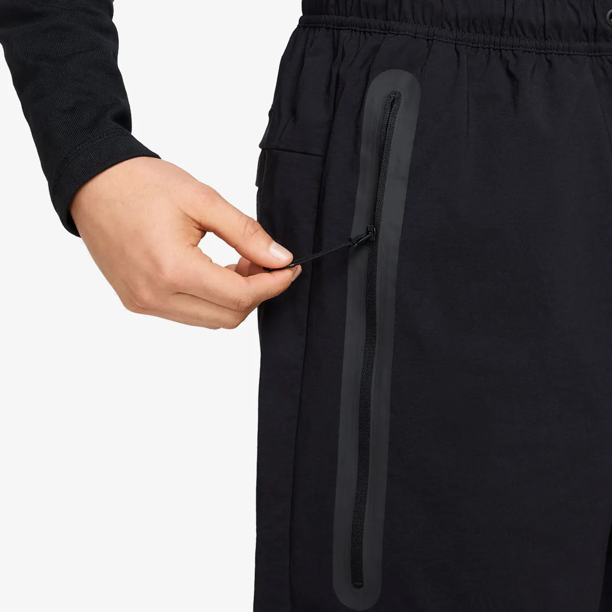 NIKE Pantaloni scurti Tech