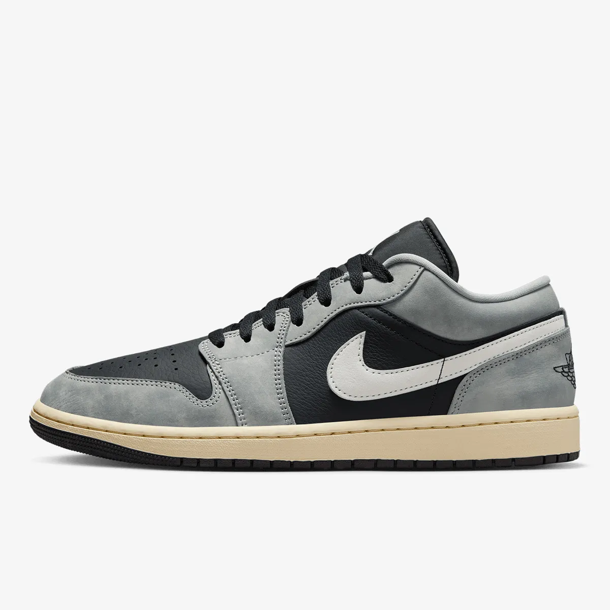 NIKE Pantofi Sport AIR JORDAN 1 LOW SE 