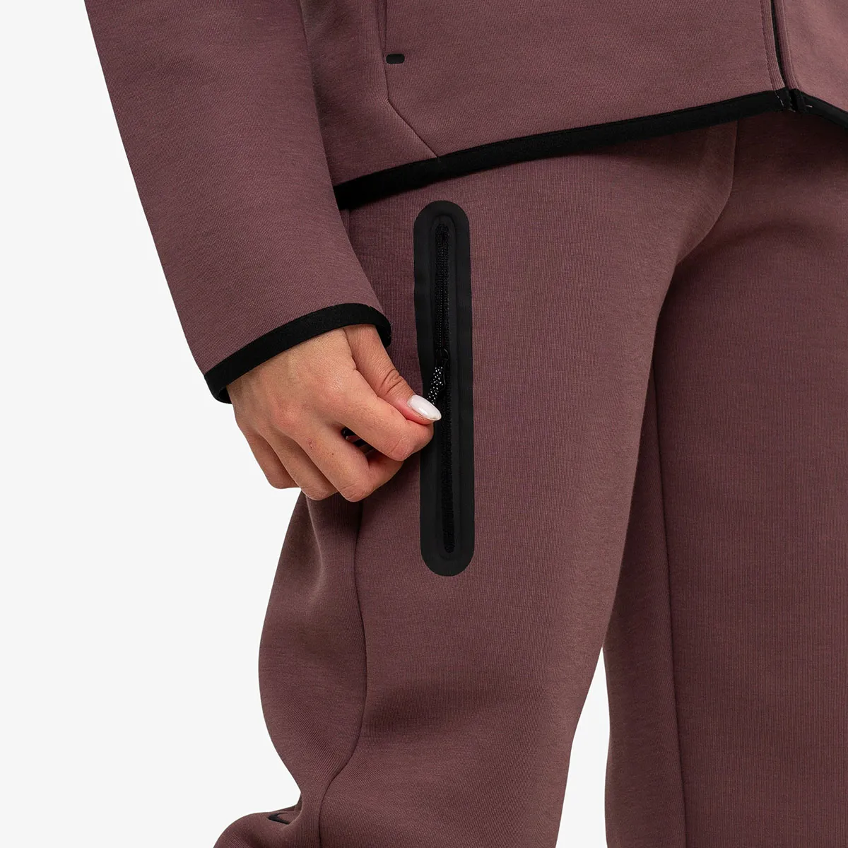 NIKE Pantaloni de trening W NSW TCH FLC MR JGGER 2 