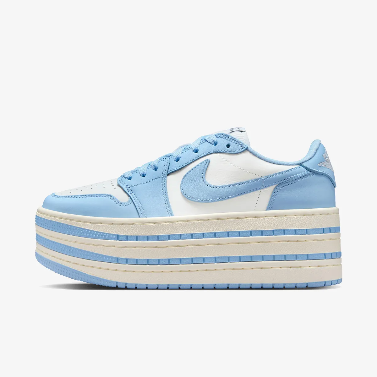 NIKE Pantofi Sport Air Jordan 1 Triple Stack 