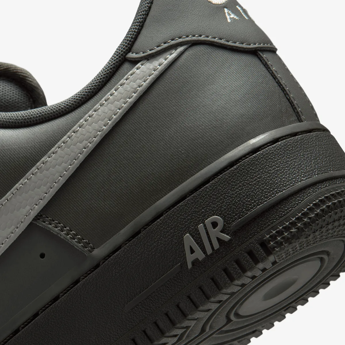 NIKE Pantofi Sport AIR FORCE 1 '07 