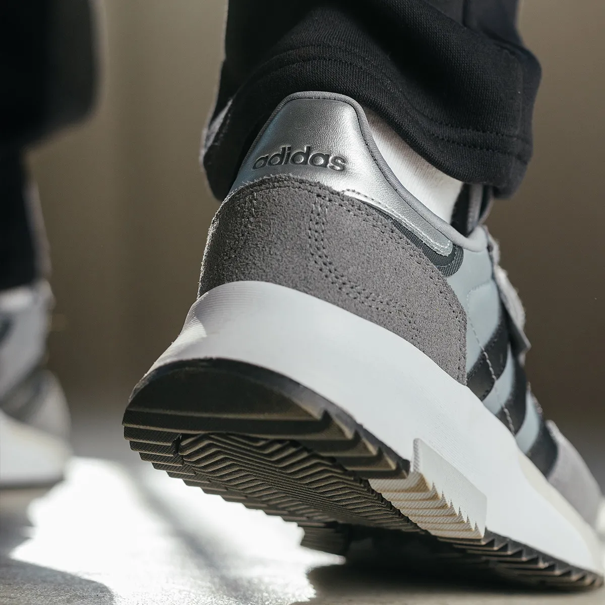 ADIDAS Pantofi Sport RETROPY F2 