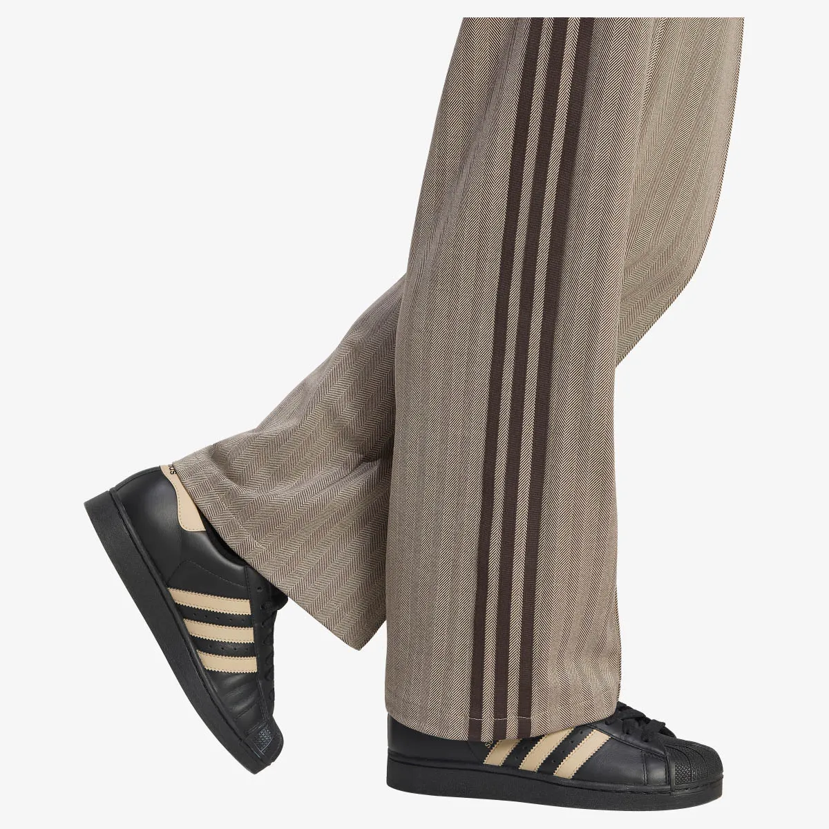 ADIDAS Pantaloni de trening CLASSIC TP