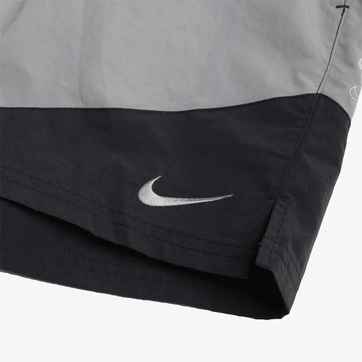 NIKE Pantaloni scurti 5 inch Volley Short