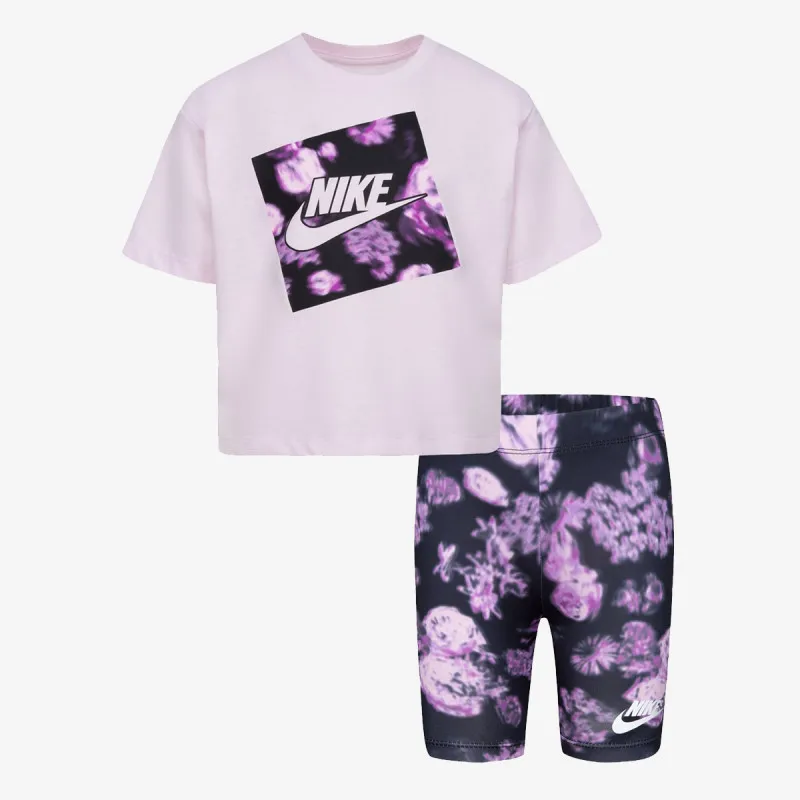NIKE TRICOU SI PANTALONI SCURTI Boxy Set