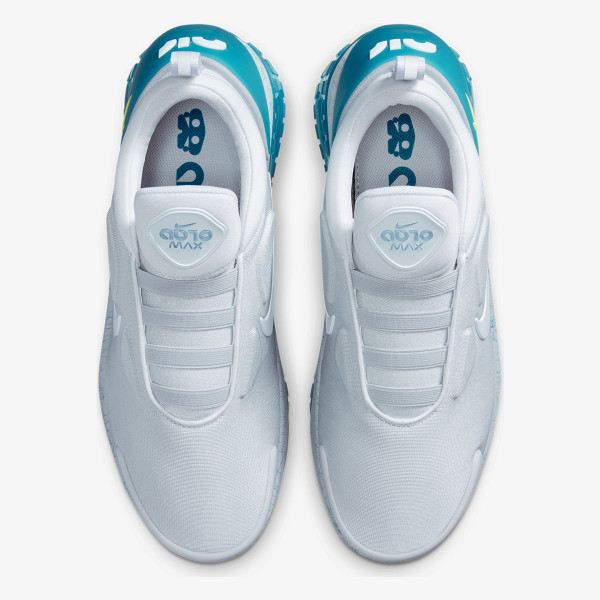 Nike store motion adapt