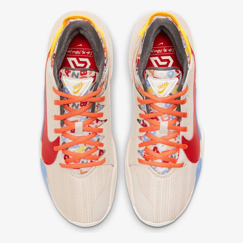 zoom freak 2 nrg
