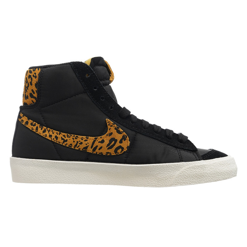 nike blazer mid 77 tts