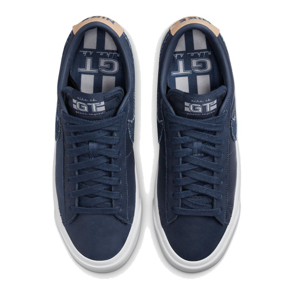 Nike sb hotsell blazer low zoom