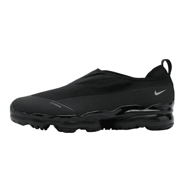 Vapormax black on black sales