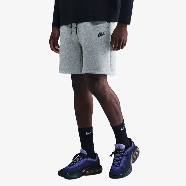 NIKE Pantaloni scurti M NK TECH FLC SHORT 