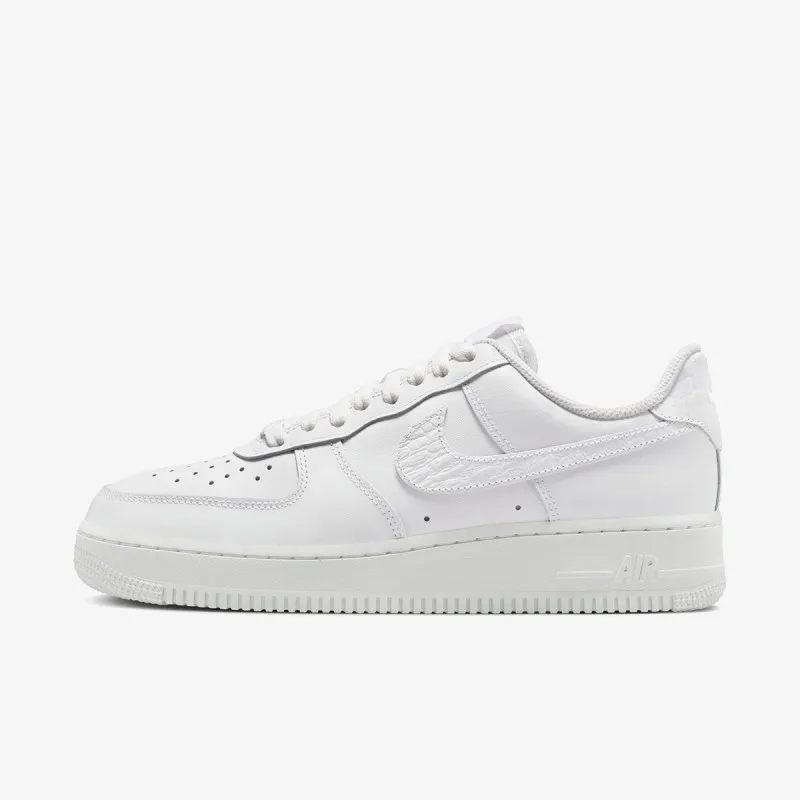 NIKE Pantofi Sport W AIR FORCE 1 '07 SE 
