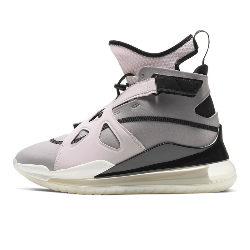 nike latitude