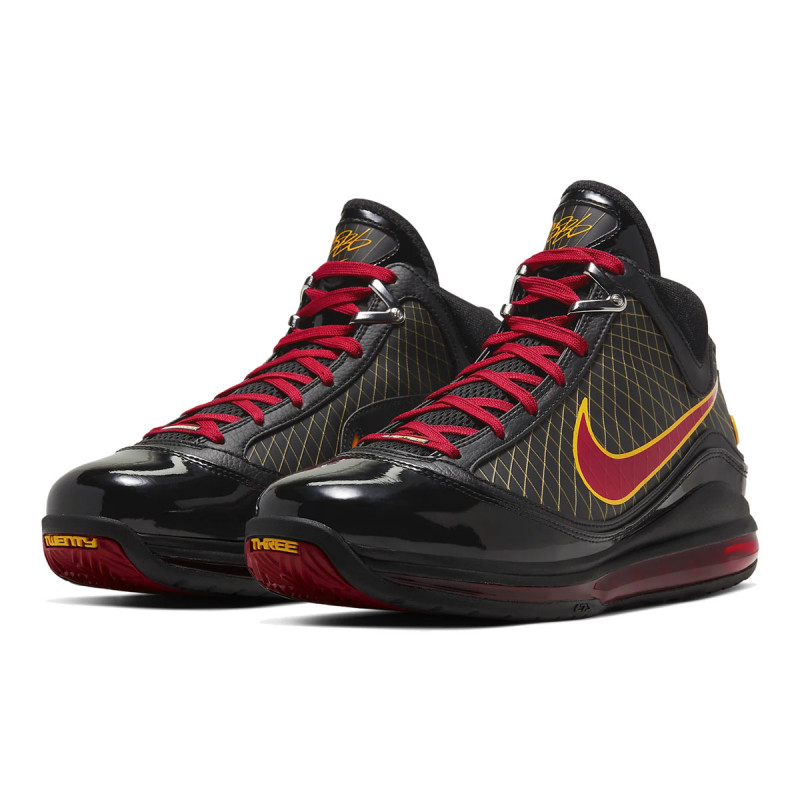 lebron james 7 qs